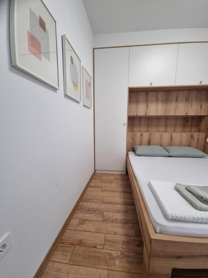 Lovely 1-Bedroom Rental Unit With Free Parking Скопие Екстериор снимка