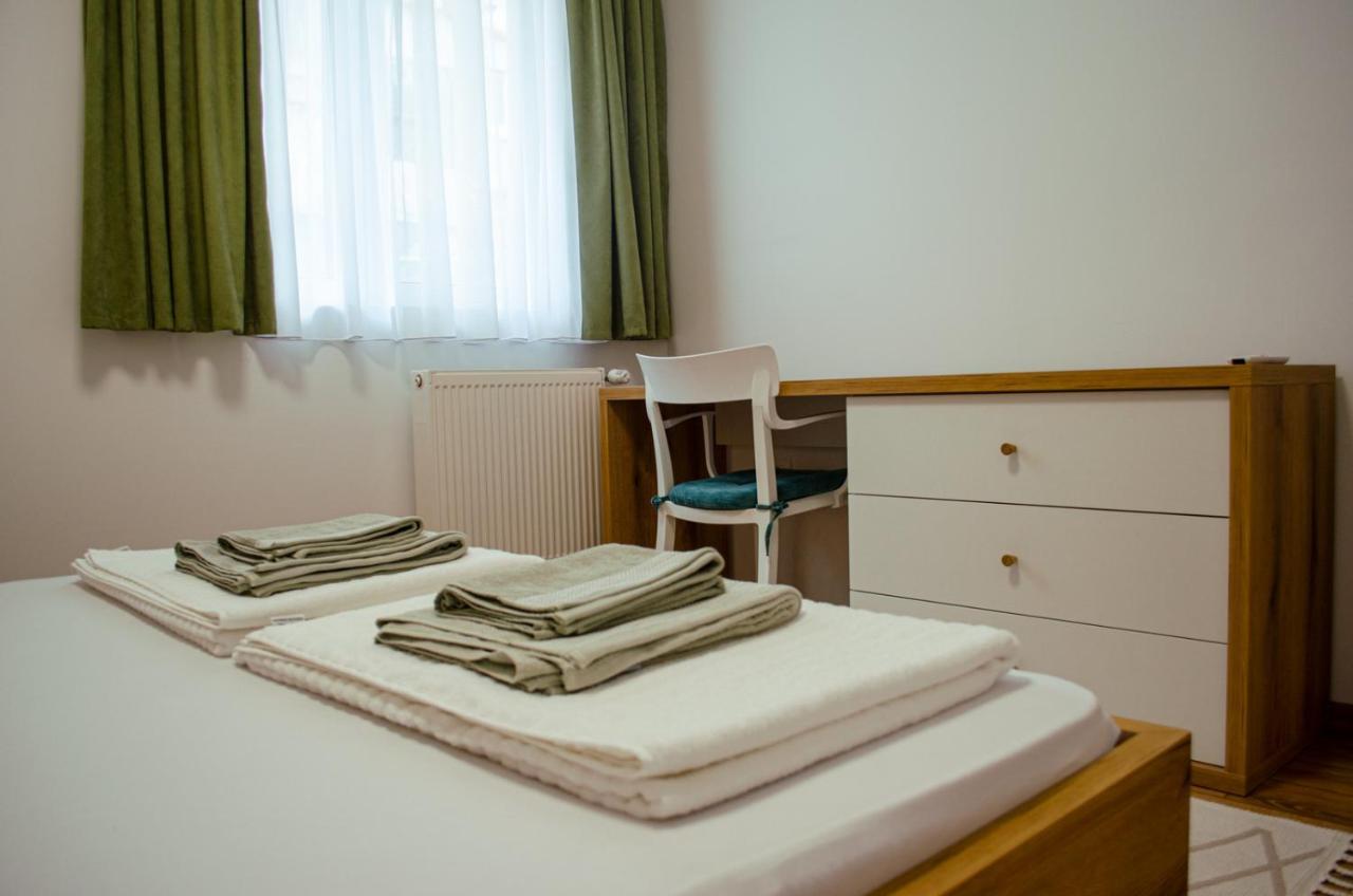 Lovely 1-Bedroom Rental Unit With Free Parking Скопие Екстериор снимка